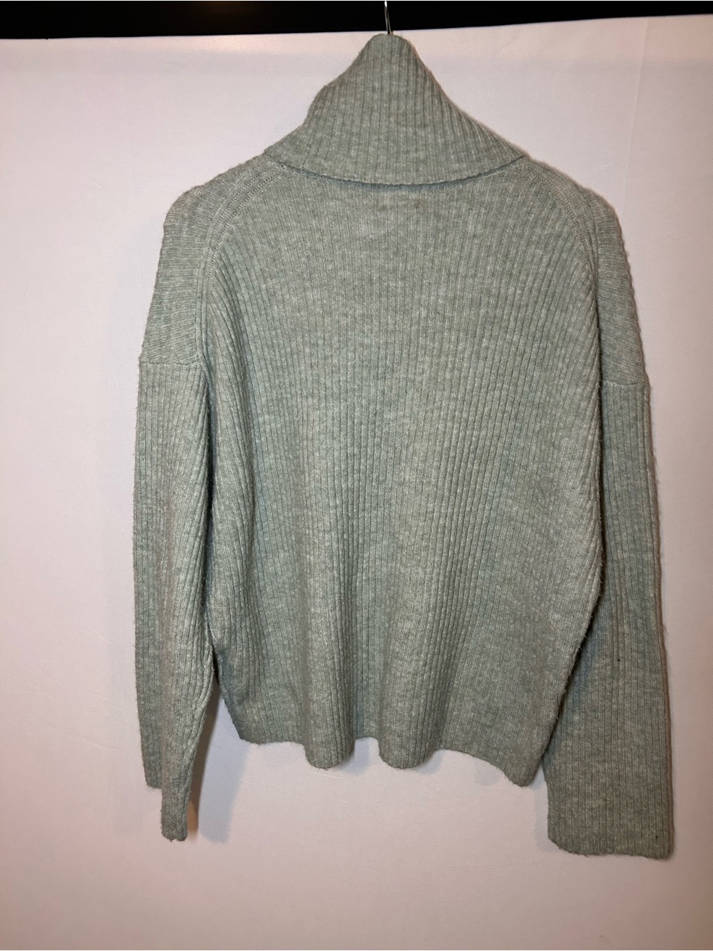 H&M Sage Grey Oversized Ribbed Turtleneck Sweater - Size M - Picture 4 of 6